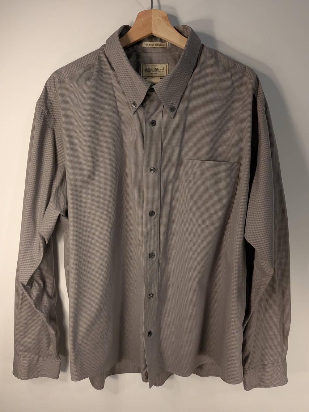 Eddie Bauer Wrinkle Resistant Button Down Shirt Men's XL Grey Check